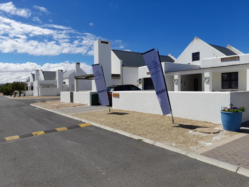 2 Bedroom Property for Sale in Brittania Reef Estate Western Cape